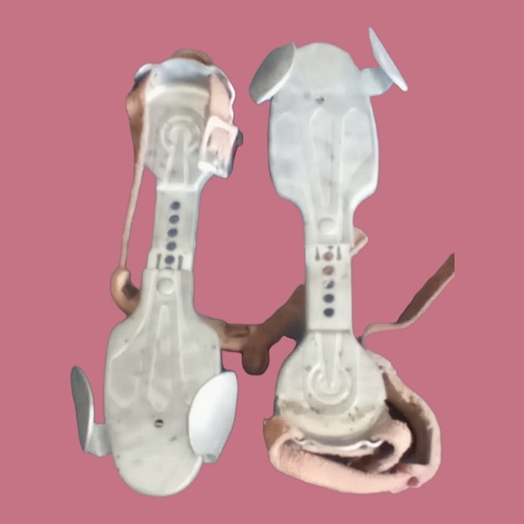 Vintage Soft Spot Adjustable Jet Set Metal Roller Skates with Leather St… - Picture 2 of 6